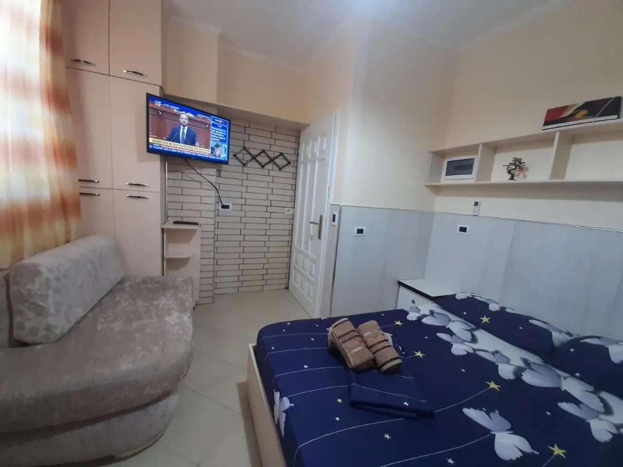 Apartment Lovely Appartament 1-B Tirana Albania